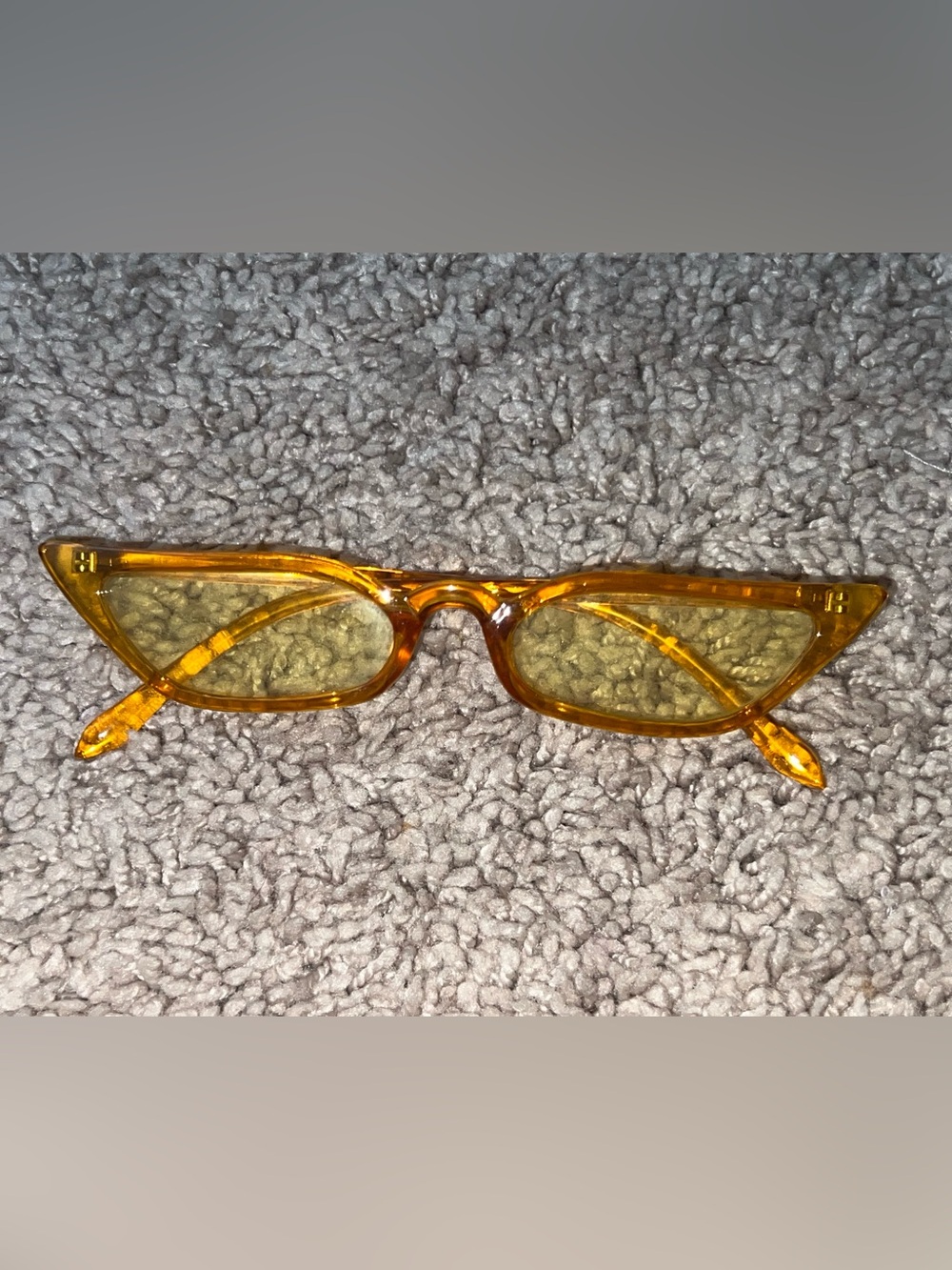 Amber Cat-Eye Women's Sunglasses - Fashion Accessory